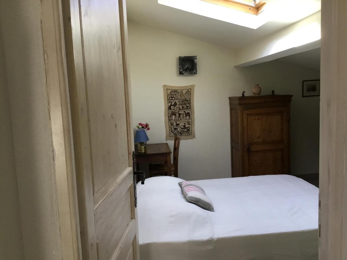 Les Lauriers Bed & Breakfast Camps-la-Source Eksteriør bilde